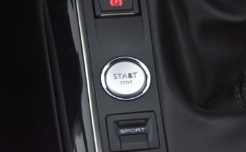 Peugeot 3008 II Crossover 1.6 BlueHDi 120KM 2017 Peugeot 3008 SKORA GT FULL Navi. BLIS linne assist Grzane fotele 1.6 120KM, zdjęcie 28