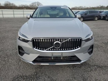 Volvo XC60 II 2023 Volvo XC 60 Plus, 2023r., 4x4, 2.0L, zdjęcie 4