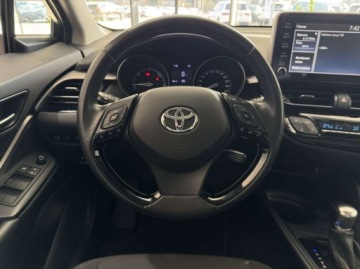 Toyota C-HR I Crossover 1.8 Hybrid 122KM 2019 Toyota C-HR Comfort Kamera cofania CarPlayAndroid Auto Asystent hamowan, zdjęcie 13