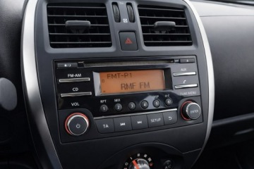 Nissan Micra IV Hatchback 5d Facelifting 1.2 80KM 2016 Nissan Micra 1.2 80 KM, Automat, Bezwypadkowy, zdjęcie 15