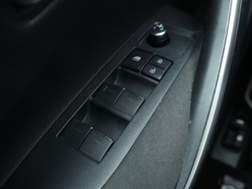 Toyota Corolla XII Sedan 1.8 Hybrid 122KM 2021 Toyota Corolla 1.8 Hybrid, Salon Polska, zdjęcie 17