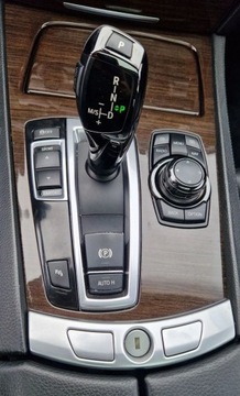 BMW Seria 7 F01 Sedan 750i 407KM 2009 BMW Seria 7 F01 408KM LED Xenon Navi Tempomat Skora 4.4 Benzyna 407KM, zdjęcie 17