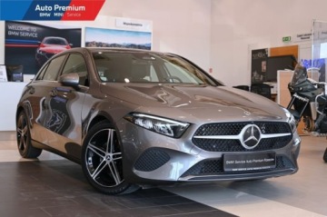 Mercedes Klasa A W177/V177 2023 Mercedes-Benz Klasa A 180dFV23Reflektory LED statyczneKamera CofaniaKierow