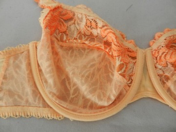 КОМПЛЕКТ СЕКСУАЛЬНОГО БЕЛЬЯ LEJABY 70DD