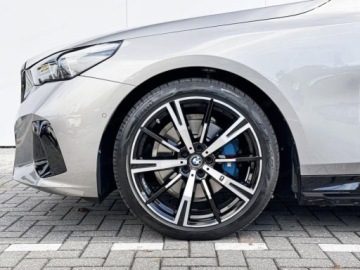 BMW Seria 5 G90-91 Touring 2.0 520d 197KM 2025 BMW Seria 5 520d xDrive Sport Sedan 2.0 (197KM) 2025, zdjęcie 14