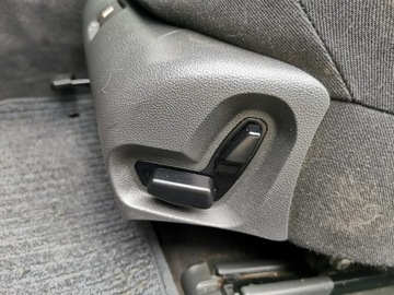 Mercedes Klasa E W211 Kombi S211 3.0 V6 (280 CDI) 190KM 2005 Mercedes E 280 3.0 V6 280 CDI 190KM Navigacja, zdjęcie 22