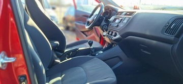 Kia Rio III Hatchback 3d 1.2 DOHC CVVT 85KM 2012 Kia Rio super stan, zdjęcie 11