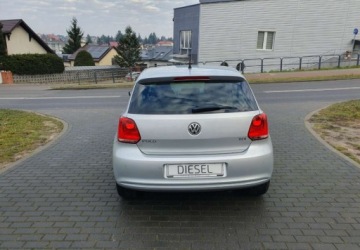 Volkswagen Polo V 2010 Volkswagen Polo 1.6TDi 75KM 5-Drzwi Klima Grzane Fotele Czujniki Parkowania, zdjęcie 4