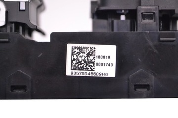 KIA OPTIMA 2018 PŘEDNÍ STRANA PRAVÁ KNOFLÍKY SKEL