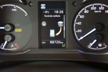 Toyota Yaris III Hatchback 5d Facelifting Hybrid 100KM 2017 Toyota Yaris Hybrid 100 Selection 1.5 Hybryda 100KM, zdjęcie 9