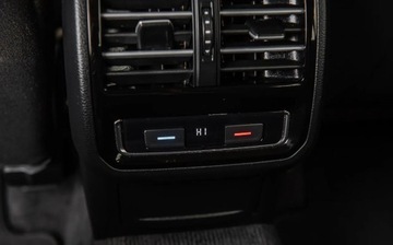 Volkswagen Passat B8 Variant 1.6 TDI BlueMotion Technology 120KM 2017 Volkswagen Passat TDI 120KM Lift Ledy Navi DsG ALu 2xPdc Full Serwis Aso G, zdjęcie 23