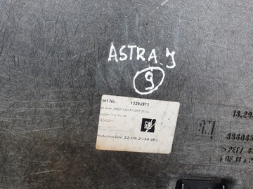 Opel Astra IV J PODŁOGA BAGAŻNIKA Wykładzina