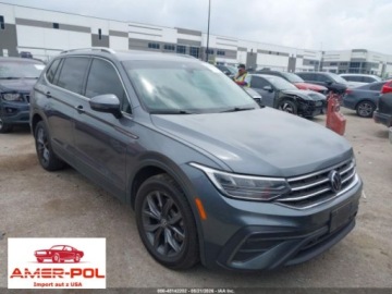 Volkswagen Tiguan II 2022 Volkswagen Tiguan 2022 VOLKSWAGEN TIGUAN 2.0T SE 2.0 Benzyna 184KM
