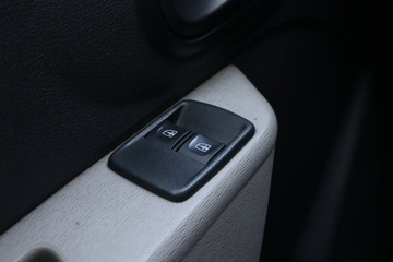 Dacia Lodgy Minivan 1.6 SCe 102KM 2016 Dacia Lodgy 1.6 SCe, Salon Polska, 7 miejsc, zdjęcie 18