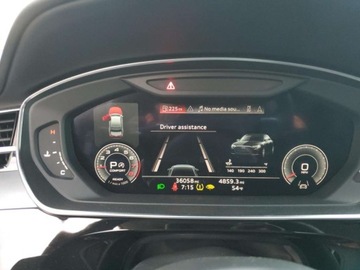 Audi A8 D5 2023 Audi A8 2023, 3.0L, 4x4, L, porysowany lakier 3.0 Benzyna 335KM, zdjęcie 9