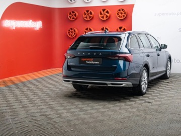 Skoda Octavia IV Scout 2.0 TDI 150KM 2022 SKODA Octavia 2.0 TDI 4x4 Scout DSG Combi 150KM 2022, zdjęcie 5