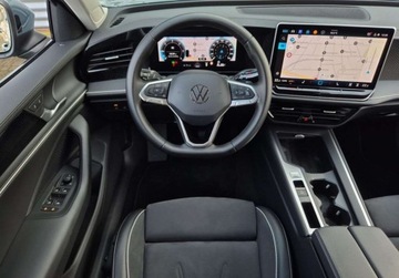 Volkswagen Passat B8 Variant Facelifting 2.0 TDI SCR 150KM 2025 Volkswagen Passat 2.0TDI 150KM DSG Business ACC Hak Kamera360 Climatronic, zdjęcie 19