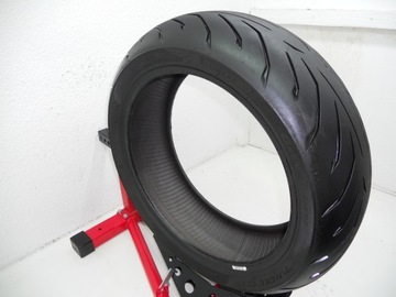 ШИНА PIRELLI GRAND TOURING 190/55/17 DOT.0322 (033)
