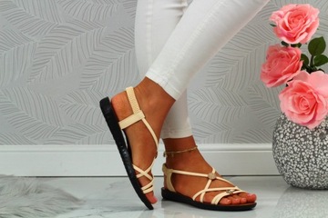 ЖЕНСКИЕ ЭЛЕГАНТНЫЕ САНДАЛИИ НА ПЛОСКОЙ ПЛОСКОСТИ НА ЛЕТО