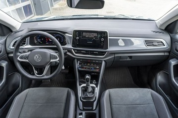 Volkswagen T-Roc I SUV Facelifting 1.5 TSI ACT 150KM 2024 Volkswagen T-Roc Style 1.5 TSI 150 KM DSG DEMO, zdjęcie 13