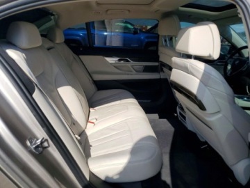 BMW Seria 7 G70 2022 BMW Seria 7 740xi 2022 3.0 Benzyna 375KM, zdjęcie 10
