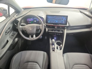 Toyota C-HR II SUV Plug-In 2.0 Hybrid Dynamic Force Plug-in  223KM 2024 Toyota C-HR 2.0 PHEV Executive 2.0 PHEV Executive,, zdjęcie 2
