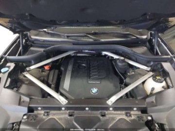 BMW X7 2021 BMW X7 2021 BMW X7 XDRIVE40I 3.0 Benzyna 335KM, zdjęcie 9