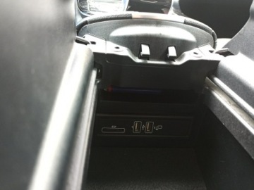 Mercedes Klasa E W213 Kombi 2.0 220d 194KM 2019 Mercedes E 300 EQ, Hybryda Plug-in, 23% VAT, zdjęcie 33