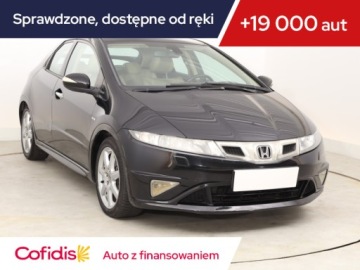 Honda Civic VIII Hatchback 3d 2.2 i-CTDi 140KM 2006 Honda Civic 2.2 i-CTDi, Klima, Klimatronic,ALU