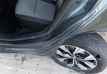 Renault Clio V Hatchback 5d Hybrid 1.6 E-TECH 140KM 2021 Renault Clio Okazja 1.6 Hybryda 140KM, zdjęcie 21