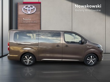 Toyota Proace II Furgon Medium 2.0 D-4D 177KM 2023 Toyota PROACE VERSO 2.0 D4-D Long VIP 2.0 D4-D Lon, zdjęcie 26