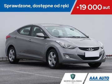 Hyundai Elantra V Sedan 1.6 D-CVVT MPI 132KM 2011
