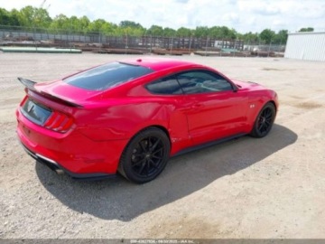 Ford Mustang VI 2019 Ford Mustang 2019 Ford Mustang EcoBoost Fastback 2.3 Benzyna 310KM, zdjęcie 5