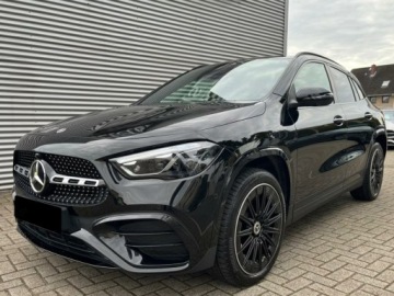 Mercedes GLA II Off-roader Facelifting 1.3 200 163KM 2025 MERCEDES-BENZ GLA 200 AMG Line Suv 1.3 (moc 163 KM) 2025, zdjęcie 1