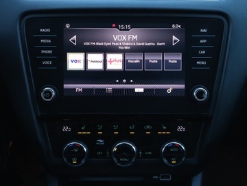 Skoda Octavia III Kombi Facelifting 1.6 TDI 115KM 2018 Skoda Octavia 1.6 TDI, Navi, Klima, Klimatronic, zdjęcie 11