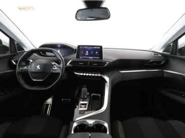 Peugeot 5008 II Crossover 1.5 BlueHDI 130KM 2019 Peugeot 5008 7os. Automat Navi Czujniki parkowania, zdjęcie 14