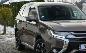 Mitsubishi Outlander III 2017 Mitsubishi Outlander Mitsubishi Outlander 2.0 4WD Top 2.0 Hybryda Plug-in, zdjęcie 21