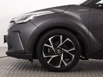 Toyota C-HR I Crossover Facelifting 1.8 Hybrid 122KM 2021 Toyota C-HR 1.8 Hybrid, Salon Polska, zdjęcie 14