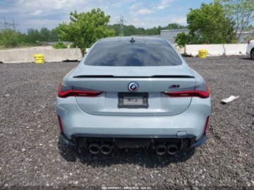 BMW Seria 4 G22-23-26 2022 BMW M4 Competition XDrive 2022, auto odpala i jezdzi, do ubezpieczalni 3.0, zdjęcie 8