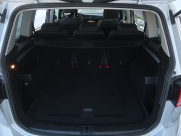 Volkswagen Touran III 2.0 TDI 150KM 2018 VW Touran 2.0 TDI, Navi, Klima, Klimatronic, zdjęcie 12