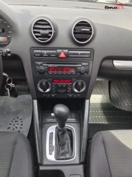 Audi A3 8P Hatchback 3d 1.6 102KM 2006 Audi A3 Sportback 1.6 Benzyna 102KM Automat Klimatronic Zadbany 1.6 Benzyna, zdjęcie 14