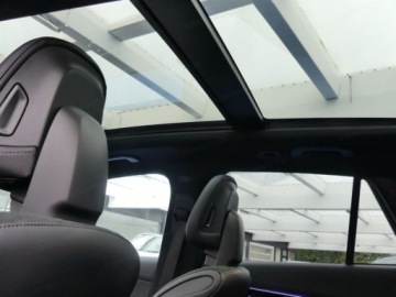 Mercedes GLC C254/X254 Coupe 2.0 300 258KM 2025 MERCEDES-BENZ GLC 300 4-Matic AMG Line 2.0 (258KM) 2025, zdjęcie 14