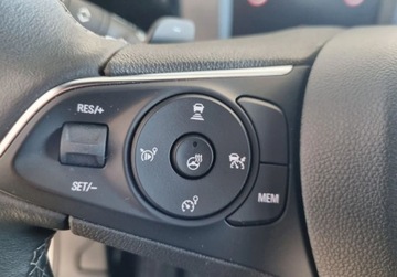 Opel Mokka II SUV 1.2 Turbo 130KM 2023 Opel Mokka - maly przebieg 1.2 Benzyna 130KM, zdjęcie 12