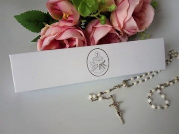 K 100 Ручной букет Котыльон в коробке ПРИЧИНЕНИЕ