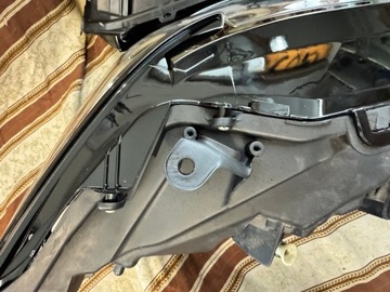 IDEALNI LEXUS GS-F 17- SVĚTLO LEVÝ PRAVÝ PŘEDNÍ PRAVÁ FULL LED-