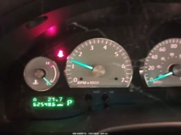 Ford 2003 Ford Thunderbird 2002 r., 3,9 L 3.9 Benzyna 280KM, zdjęcie 5