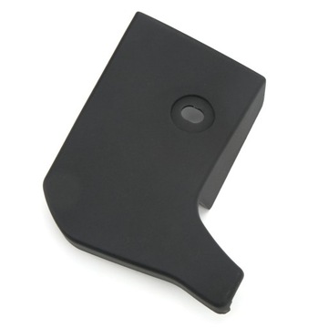 Крышка боковой юбки автомобиля с отверстием 1877700