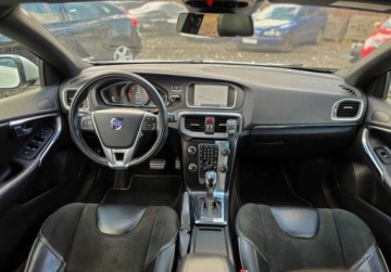 Volvo V40 II Cross Country D3 150KM 2013 Volvo V40 R-DESIGN D3 2,0 R5 150KM Automat 2.0 Diesel 150KM, zdjęcie 16