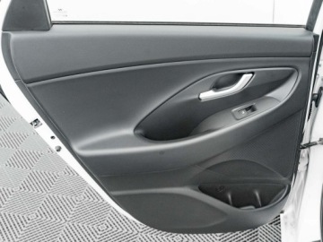 Hyundai i30 III Wagon Facelifting 1.0 T-GDI 120KM 2022 Hyundai i30 GD8G673#1.0 T-GDI Modern Cz.park Klima, zdjęcie 17