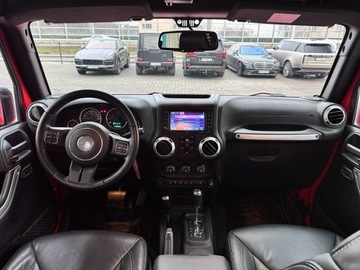 Jeep Wrangler III Unlimited Facelifting 3.6 V6 286KM 2015 Jeep Wrangler SAHARA UNLIMITED. Polska. Bezwypadek, zdjęcie 16